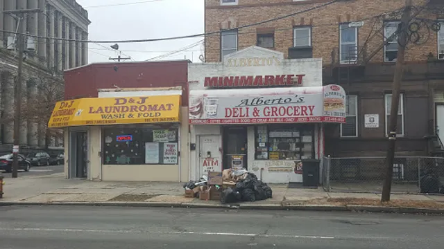 Alberto's Deli & Grocery