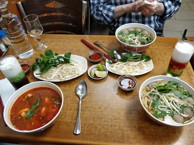 Dong Huong Restaurant