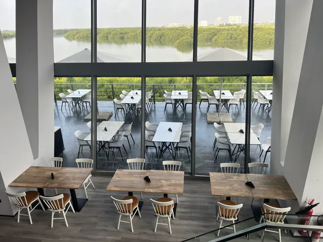 Eataliano Restaurant