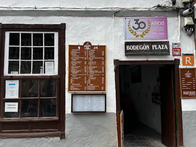 Bodegon Plaza Casa Juan