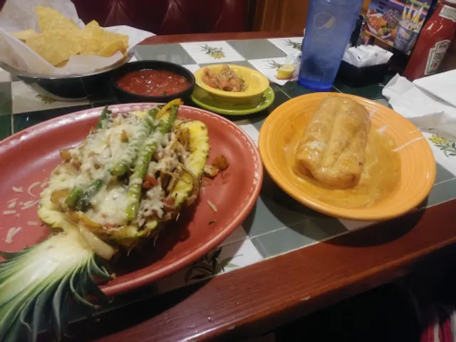 Los Bravos Mexican Restaurant