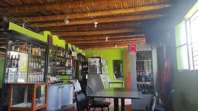 Restaurant Chicharronería Charapito