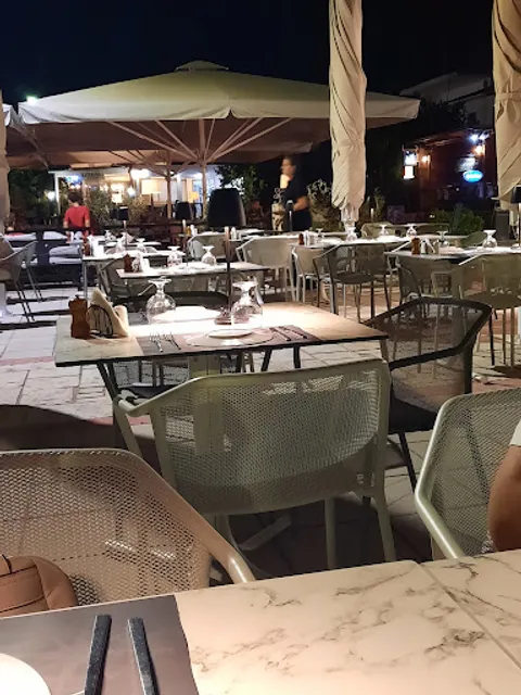 Porto Nikiana Restaurant