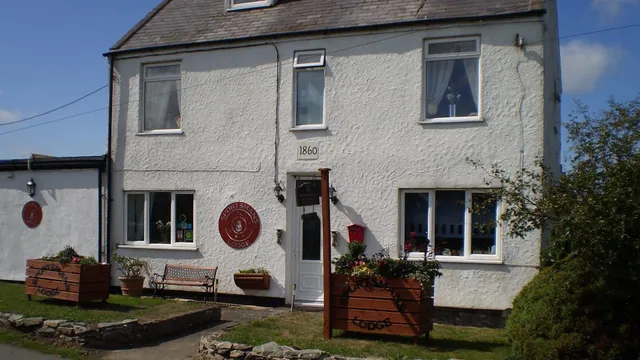 Sportsmans Lodge B & B