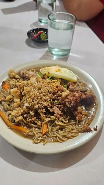 Abrenica's Lomi House