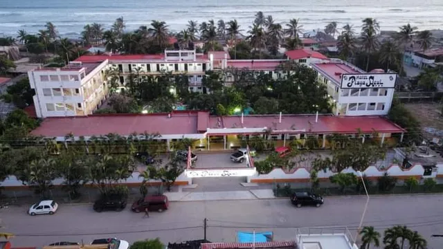 Hotel Playa Azul