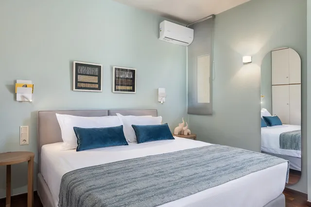 Vilia House on the Hill