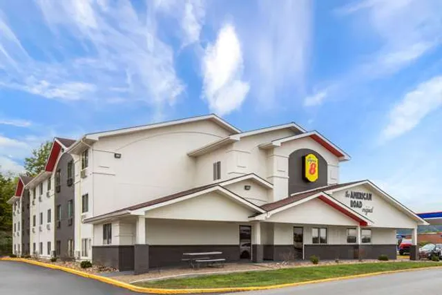 Super 8 by Wyndham Summersville