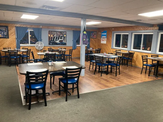 The In-Between Restaurant & lounge