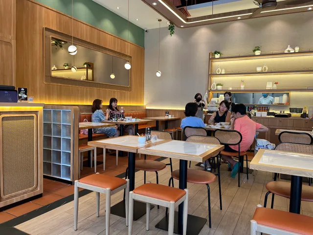 Shanghai Tan Pan-fried Buns 上海滩生煎包