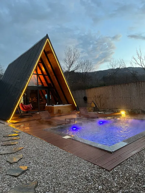 Stone Sapanca Taş Ev