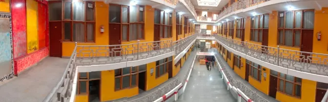 Hotel Shaani Resort-Best 2 Star Hotel In Srinagar