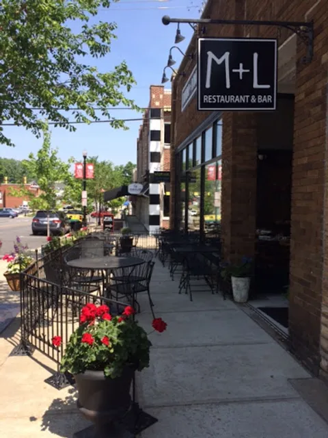 Main + Lincoln Restaurant