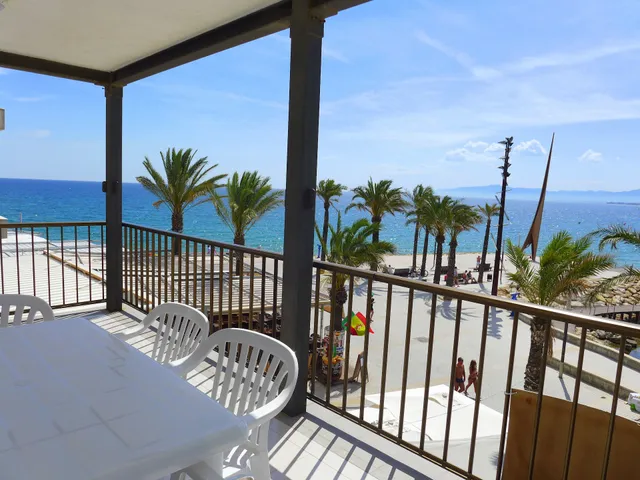 Rentalmar Acantilados Playa