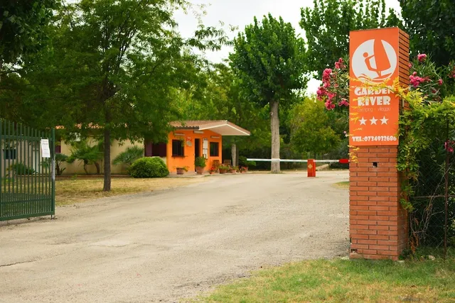 Centro Vacanze Garden River