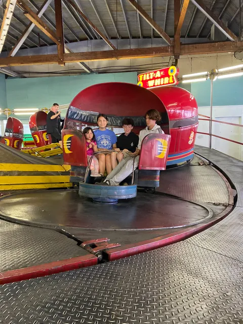 Seaside Tilt-a-Whirl