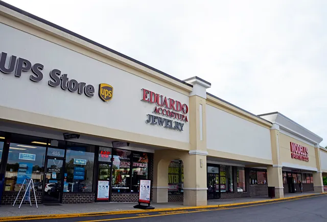 Eduardo Accostupa Jewelry – Custom Engagement Rings, Designs & Repairs