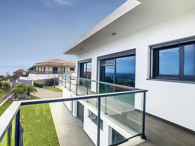 Rising Sun Villa by MHM