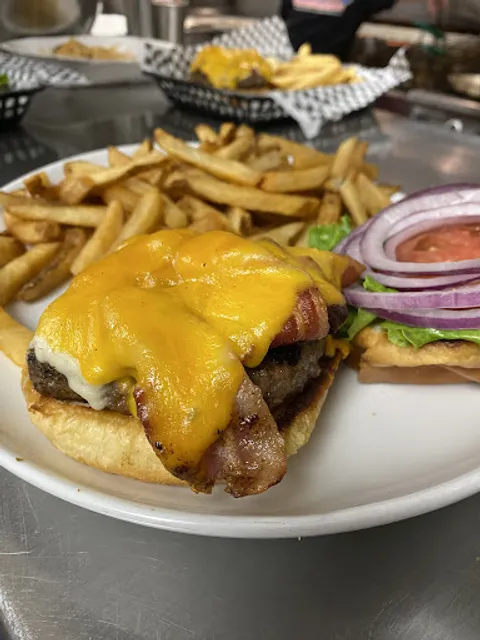 Woody's Roadside Gulfport