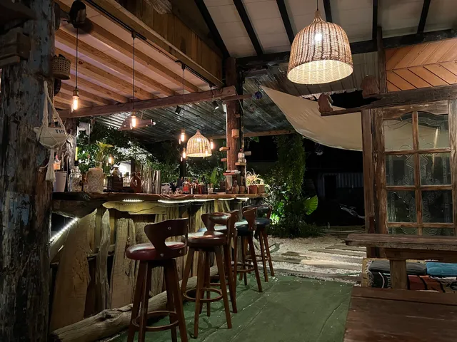 小島覓鏡 Mirland