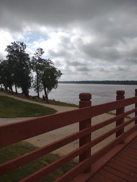 New Madrid Mississippi River Walk