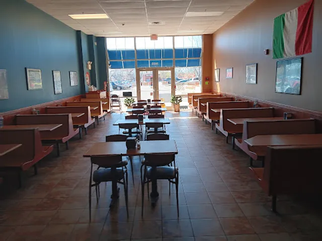 Roma pizza and Italian eatery