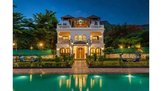 StayVista at Ashwamedha Manor | Villa with Private Pool in Karjat