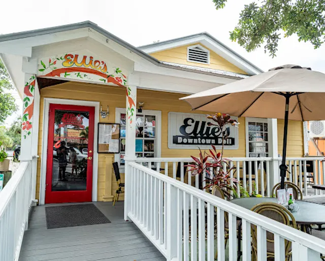 Ellie's Downtown Deli & Catering