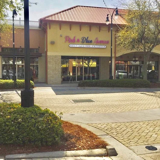 Pink N Blue Avenue
