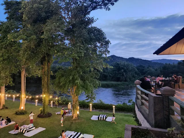 Aek-Pailin River Khwae Hotel