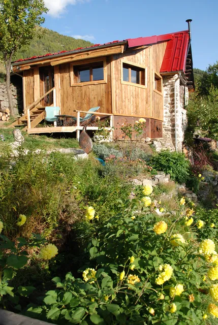 Les Toits Rouges: chambre d'hôte & sa table gourmande et BIO