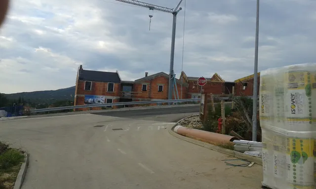 Villa Magnolia Cres Apartments