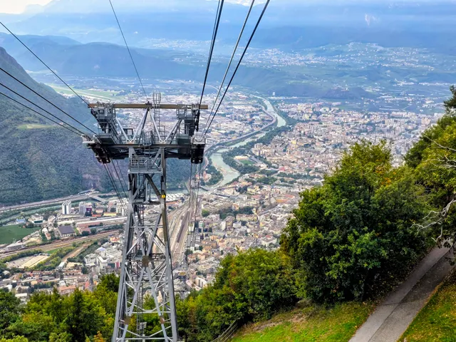 Funivia Renon, stazione a Valle