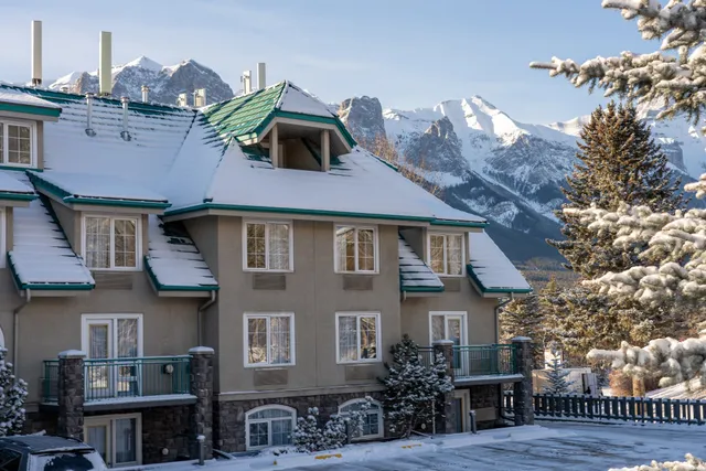 Pocaterra Inn and Waterslide