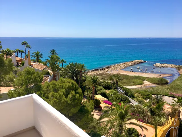 Cala Lanuza Suites