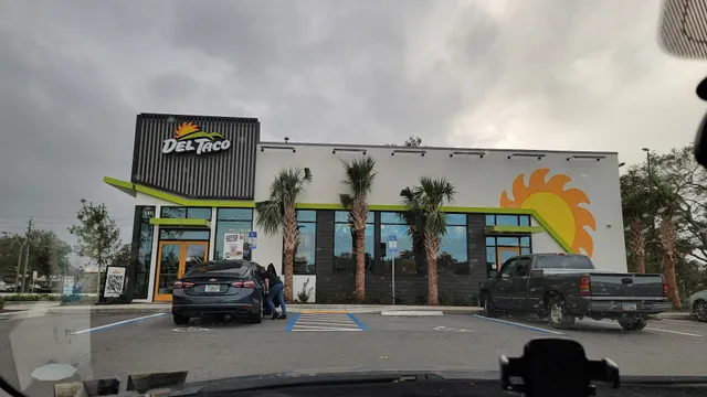 Del Taco