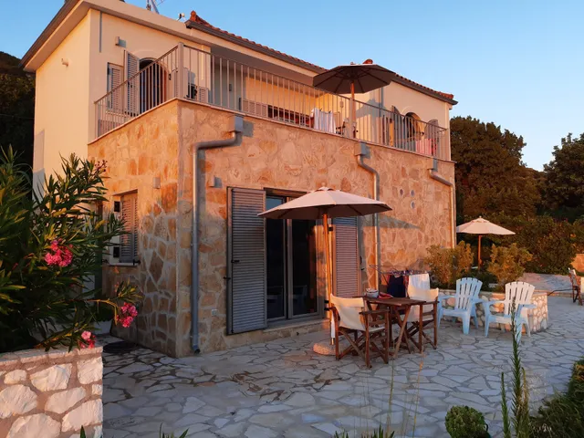 Myrtos View Apartments