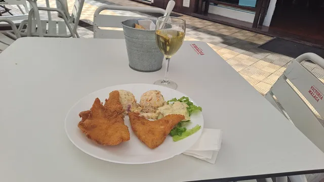 El Caldero, Bar Cafetería