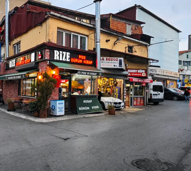 Rize Karadeniz Kebap ve Pide salonu