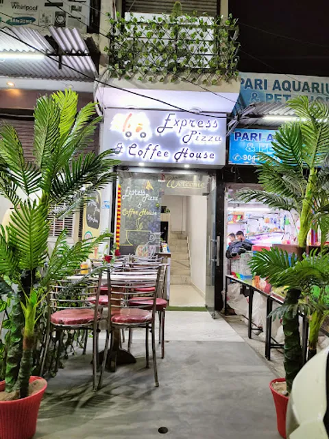 Express Pizza & Coffee House 🍕