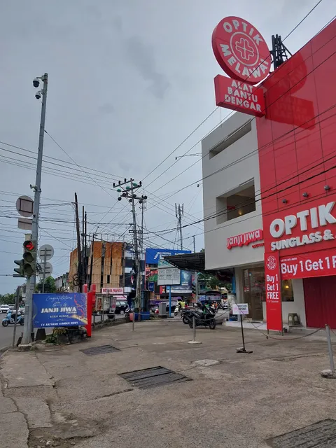 RedDoorz Plus @ UNO Jalan Merak Samarinda