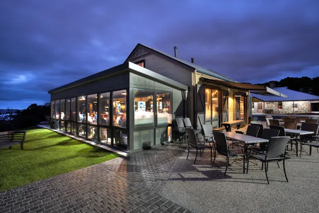 Garrison Restaurant & Bar