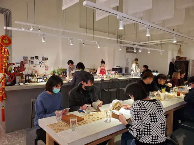 鳶尾花與壹井吧