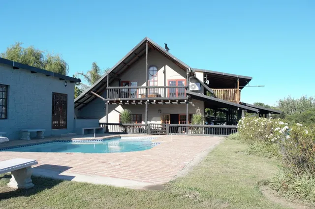 Riverbend Berg Lodge