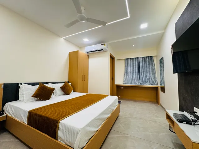 Hotel Shree Krishnam