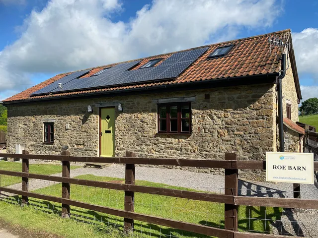Binghams Farm Barns Self-catering Barns & Cottages
