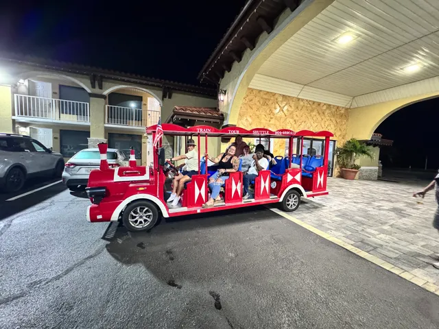 St. Augustine Red White Blue Train Tour and Shuttle