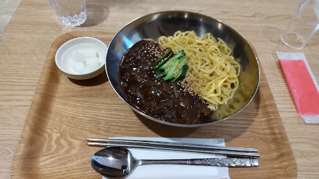 FOODIESKOREA 原宿店
