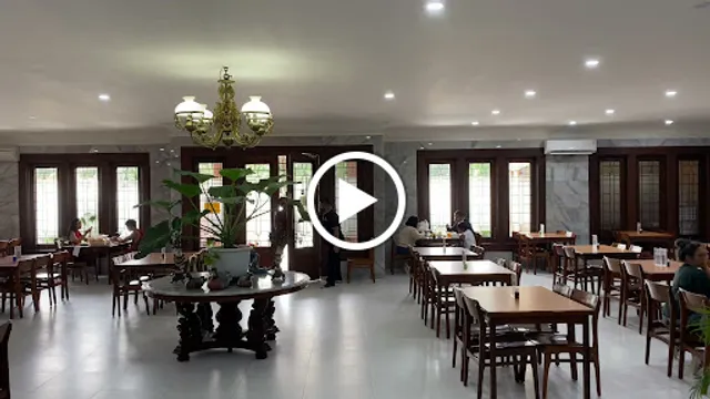 Ny. Suharti Fried Chicken