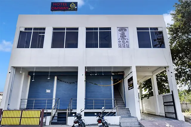 HOTEL OMWAY